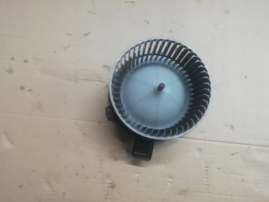 фото №1, Вентилятор отопителя bmw x6 g06