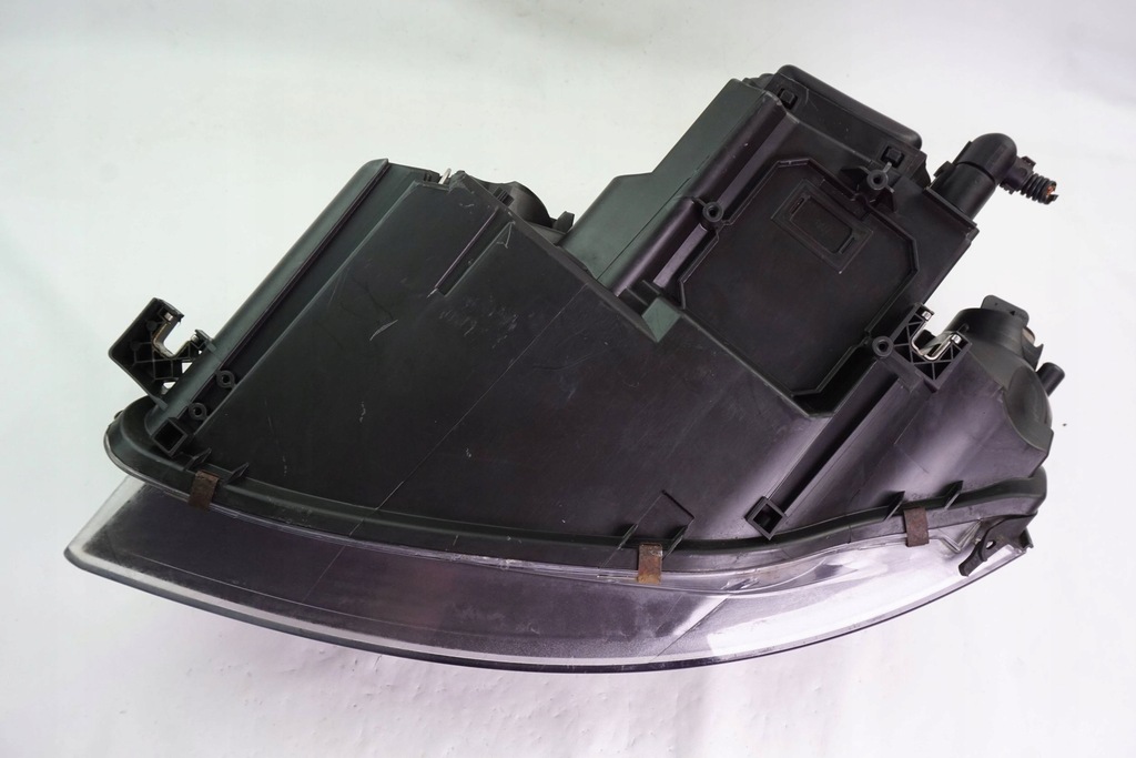 фото №9, Лампа передняя правая audi a3 s3 8p 8p0941004k