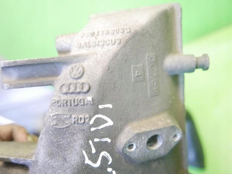 Інтеркулер лівий радіатор повітря audi a4 b6 2.5 tdi v6 Ціна