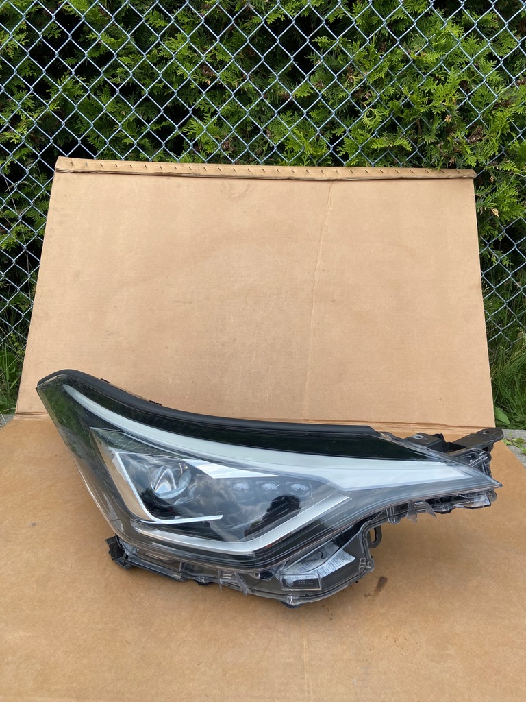 фото №1, Toyota c-hr lift 19- лампа передняя правая full led