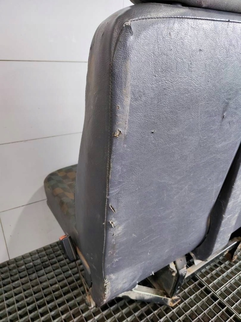 фото №6, Сиденье заднее сиденье правый перед пассажира mercedes vito w638