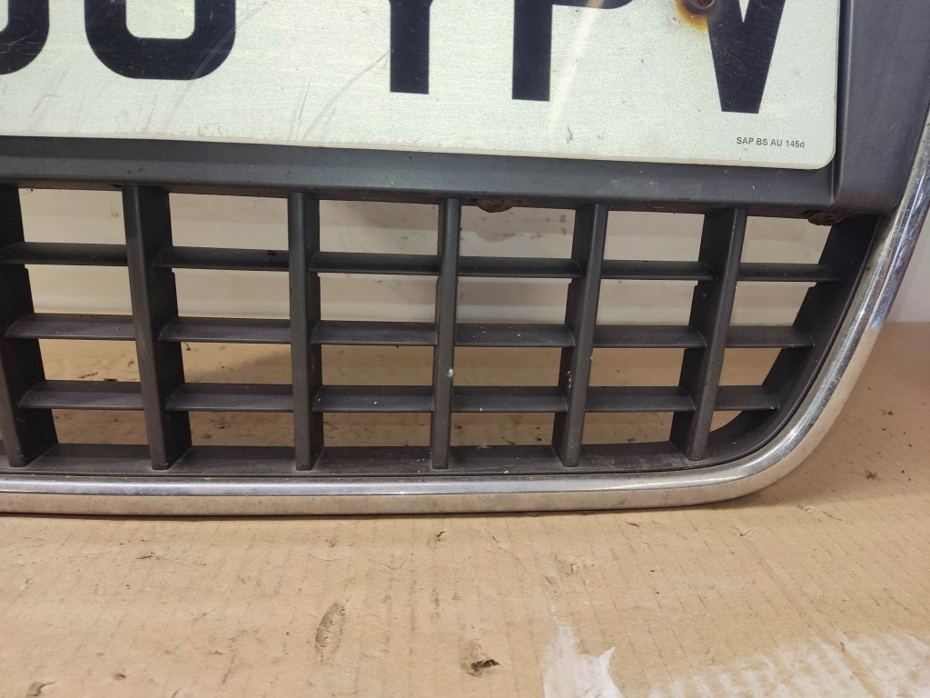 Купить Решётка радиатора решётка радиатора бампера перед audi a4 b7 2005-2008 oem s-line 8e0853651m