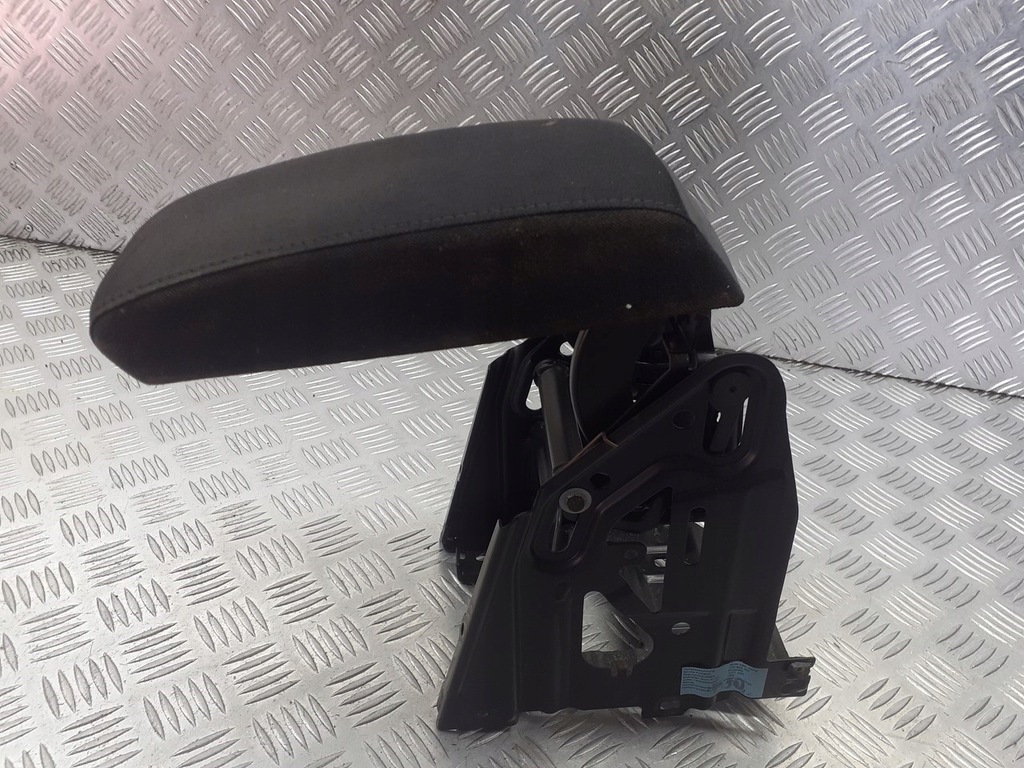 фото №1, Підлокітник skoda octavia ii 1z0864207