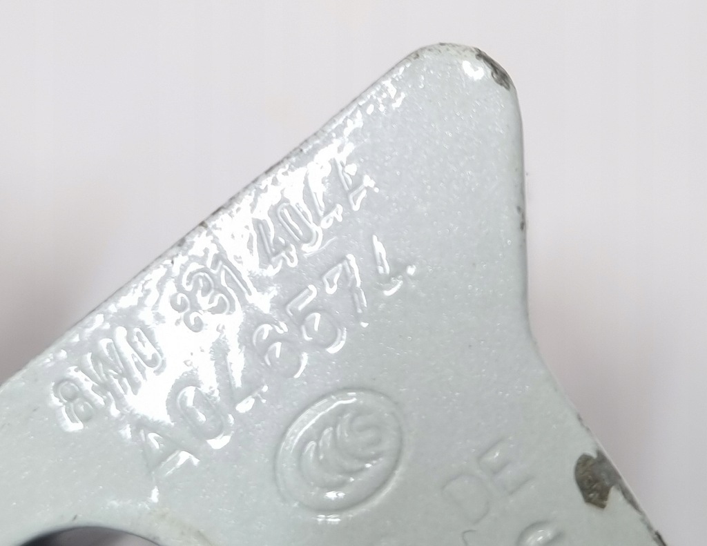 фото №6, Петля двері правий audi a4 8w b9 8w0831404a ls9r