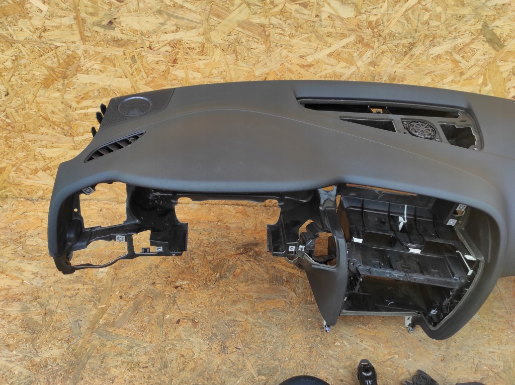 фото №7, Приборная панель панель  audi a5 lift 8t0 оригинал