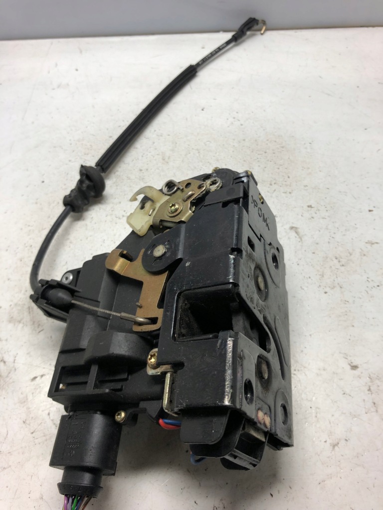 фото №1, Замок дверь 1j0973714 volkswagen левый перед vag