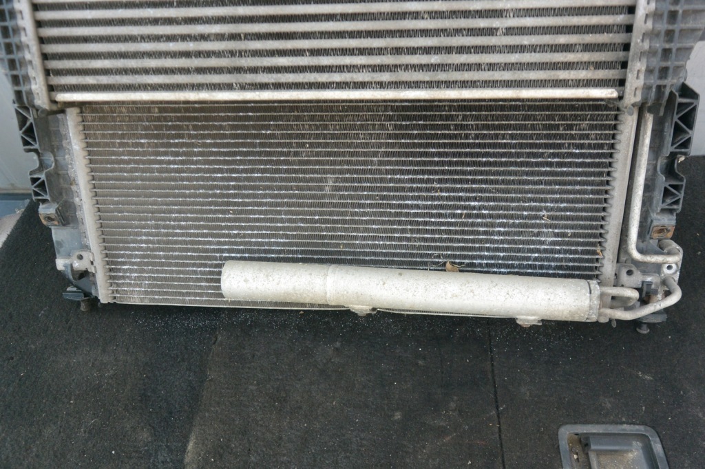 Mercedes ml gl r-klasa 251 164 рестайлинг  комплект радиатор 3.0 v6 642 cdi 320 Недорого