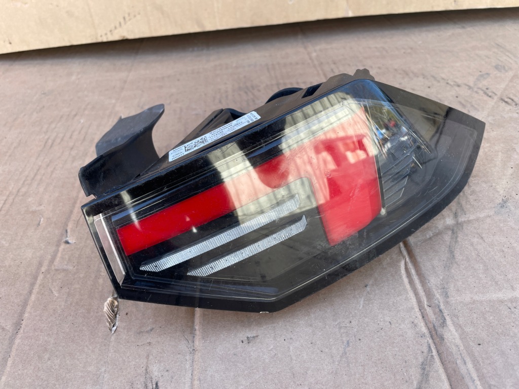 фото №1, Opel astra l лампа задняя задняя правая hb 9857838480 оригинал