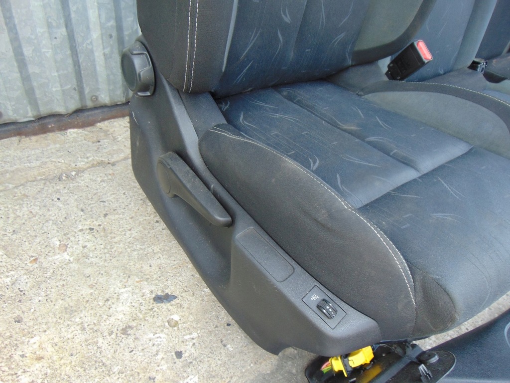 фото №9, Сидіння citroen c4 ii b7 europa комплект з підігрівом