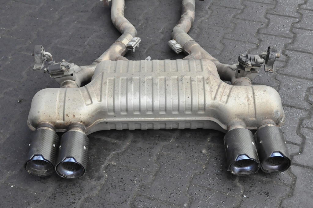 фото №13, Bmw 3 m3 f80 m4 f82 гасник вихлоп карбон