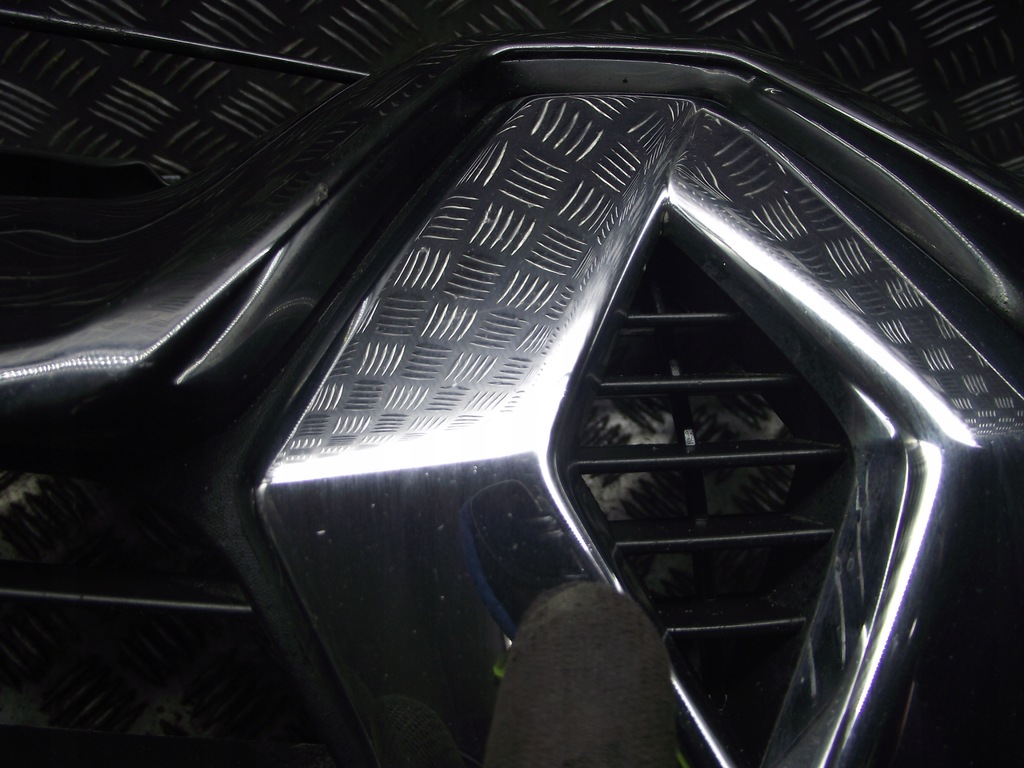 фото №6, Решітка радіатора решітка радіатора емблема clio iv 4 15r