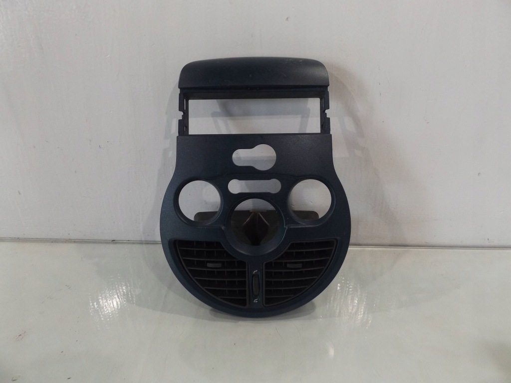 Купити Modus 1,5dci решітка обдув середня