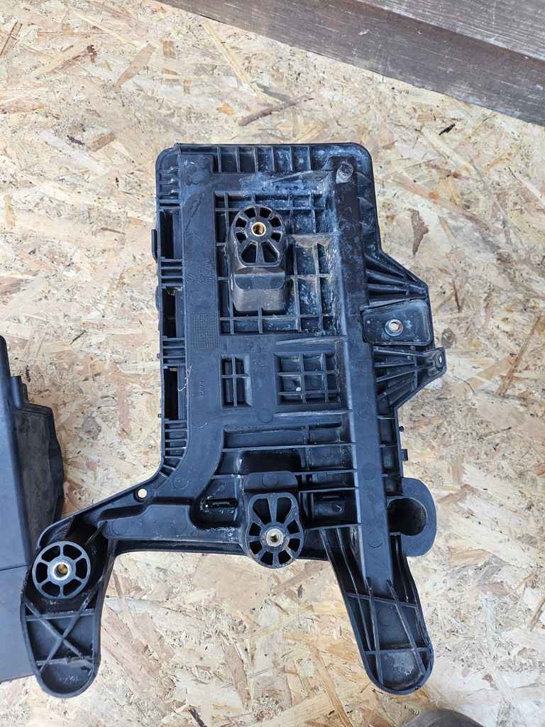 фото №8, Основа корпус акумулятор vw volkswagen 1k0915333c