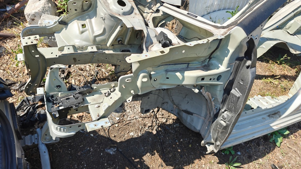 фото №2, Citroen c3 iii четверть лонжерон порог блок двигателя левый eeud