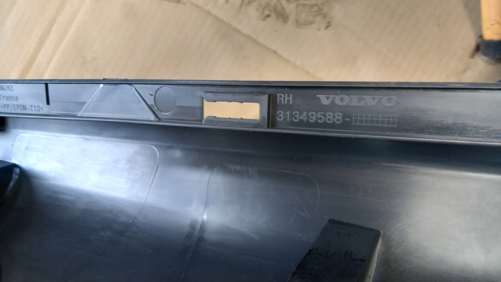 фото №8, Молдинг поріг права 31349518 volvo xc60 08-13