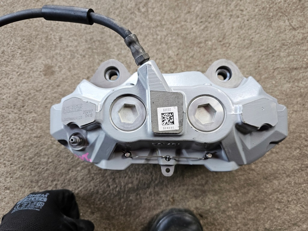 Mercedes glc w253 супорт гальмівний лівий перед amg 25305 Зі Шроту