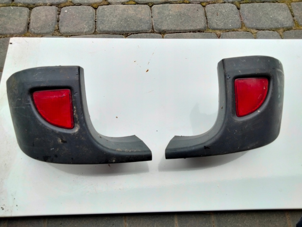 Купити Кутик молдинг бампера ліва права renault kangoo i 1.5 dci 1997-2007