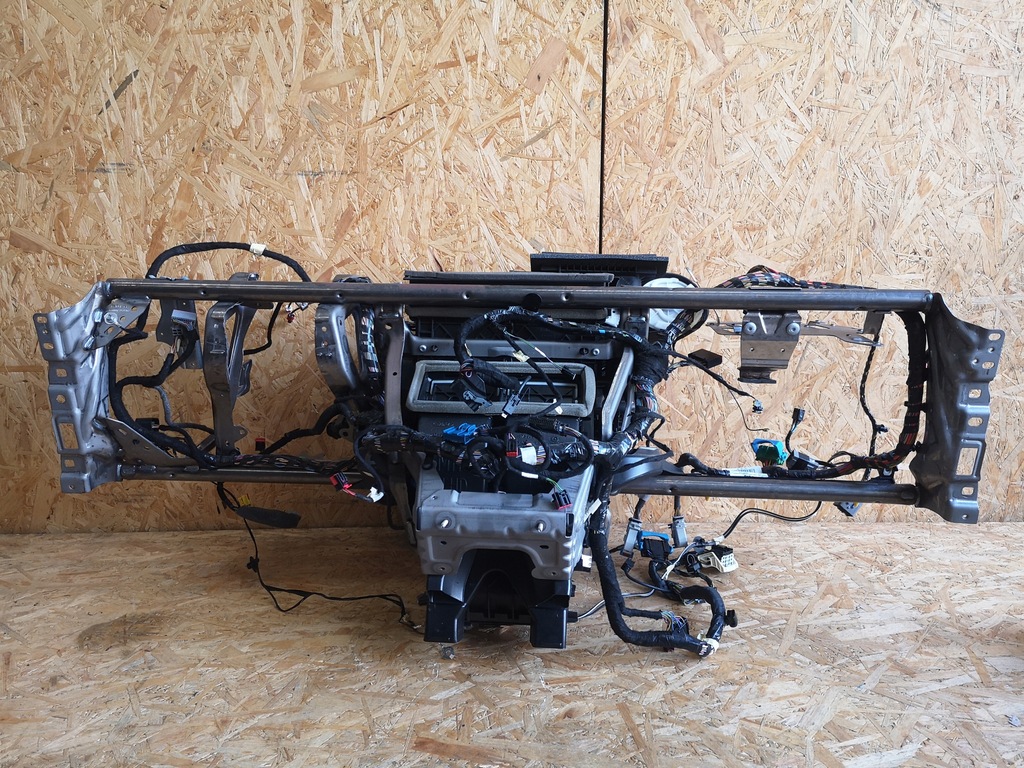 фото №6, Ford c-max mk2 электропроводка панели отопитель каркас