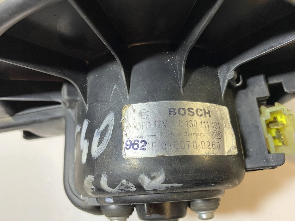 фото №7, Volvo s40, v40 1999 вентилятори радіатор кондиціонера