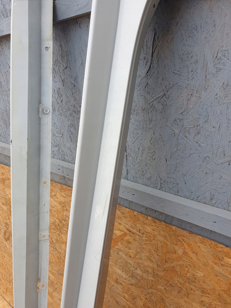 фото №7, Jaguar xe r-sport молдинг порог правая