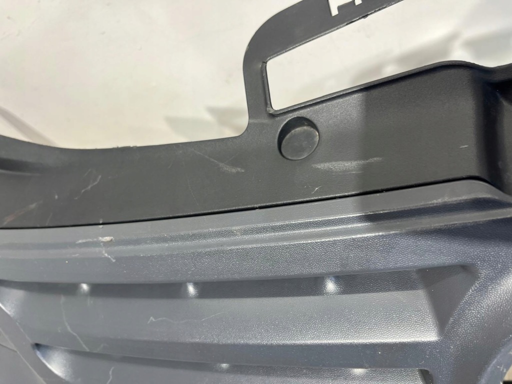 Бампер передний vw caddy iii 2k0 03- Киев