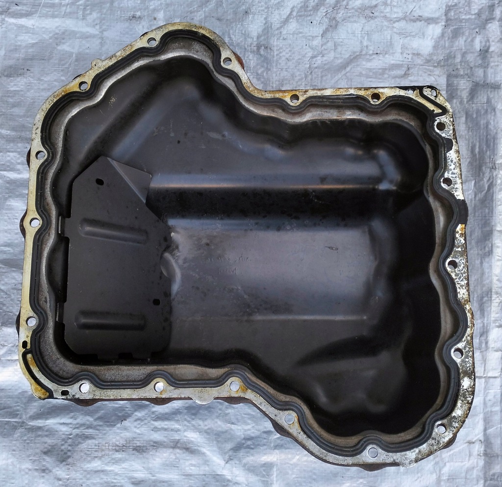 фото №8, Поддон масляная citroen c5 iii x7 c6 peugeot 407 3.0 2.7 hdi 5u3q-6675-ac