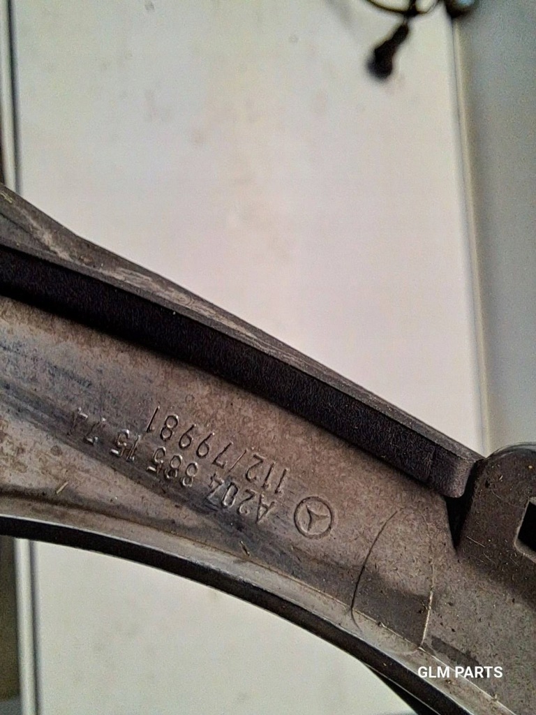 Mercedes c klasa w204 ліва решітка протитуманної фари бампер передній Київ