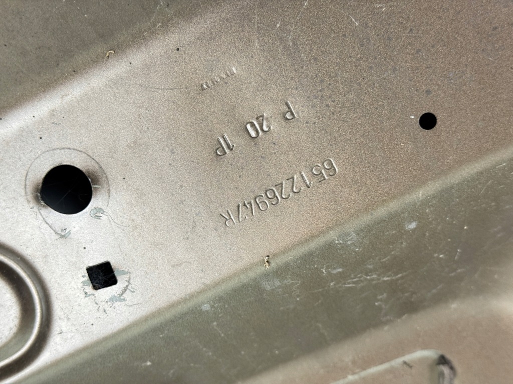 Капот кришка двигуна renault kadjar 1 15-22 651226947r в Україні