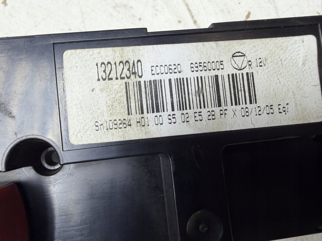 Панель кондиціонера opel vectra c signum 13212340 Оригінал