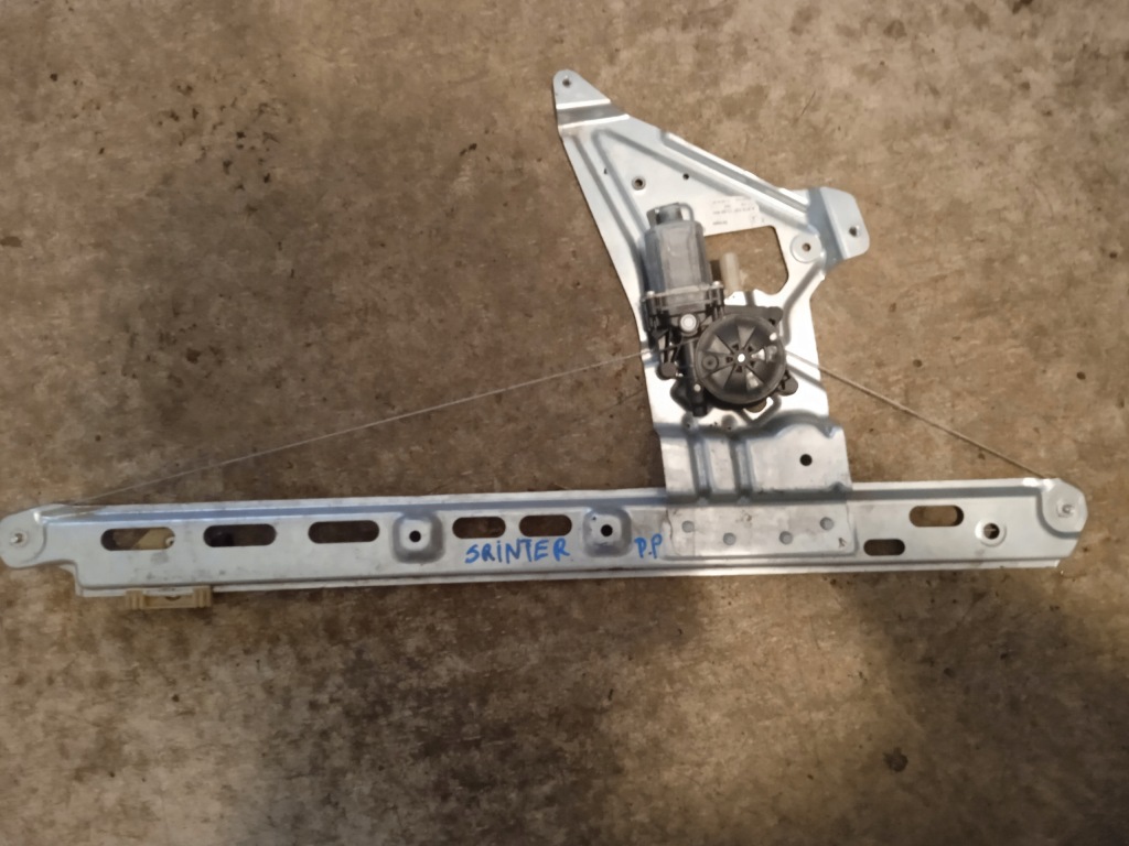 фото №1, Mercedes sprinter w907 311 механизм подъемник стекло правый a9107201100rh