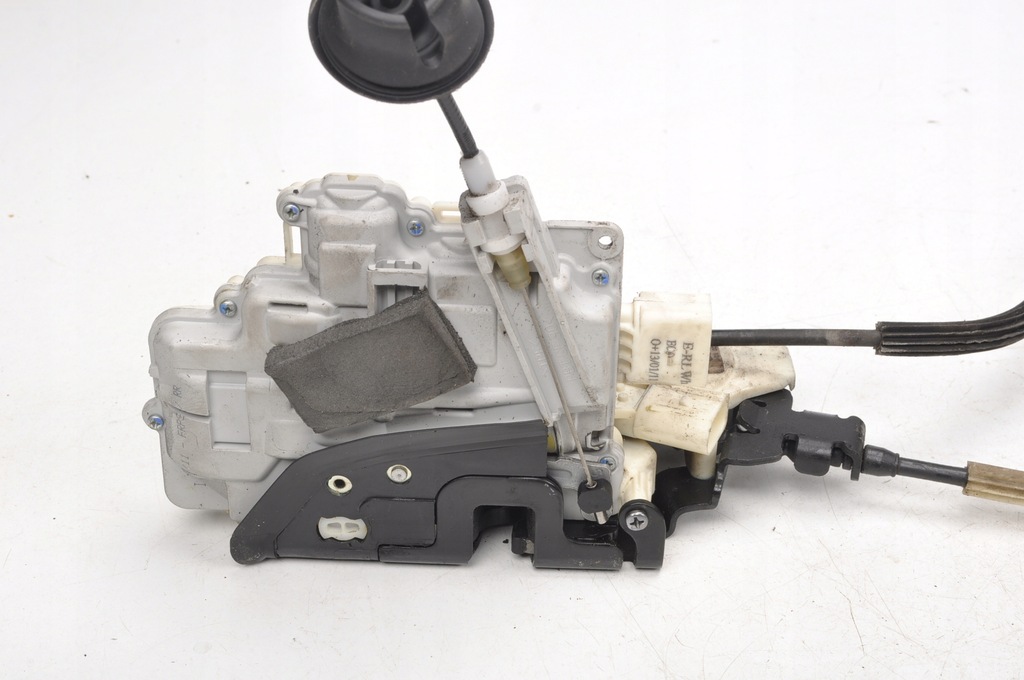 фото №12, Audi a8 d4 long замок двері лівий перед 4h2837015