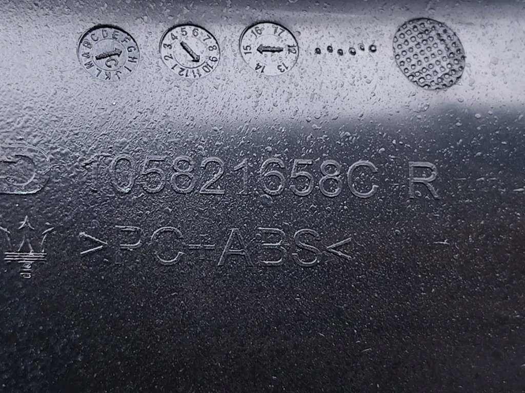 фото №7, Maserati ghibli рамка бардачка панели приборной панели 2016 седан 4/5dr 13-24