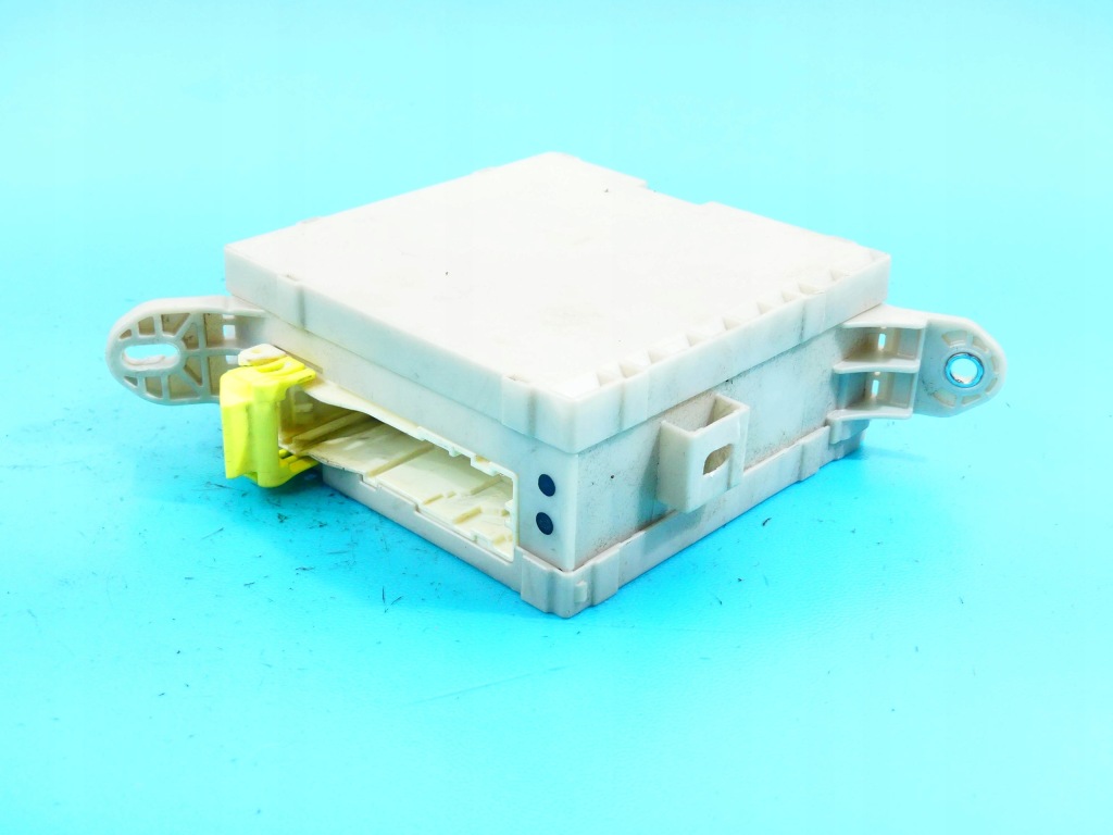 Блок управления модуль lexus ls iv 06-12 ls600h Оригинал