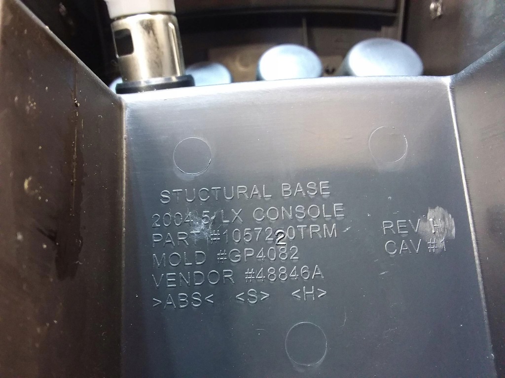 фото №10, Dodge charger 05-10 подлокотник туннель средний