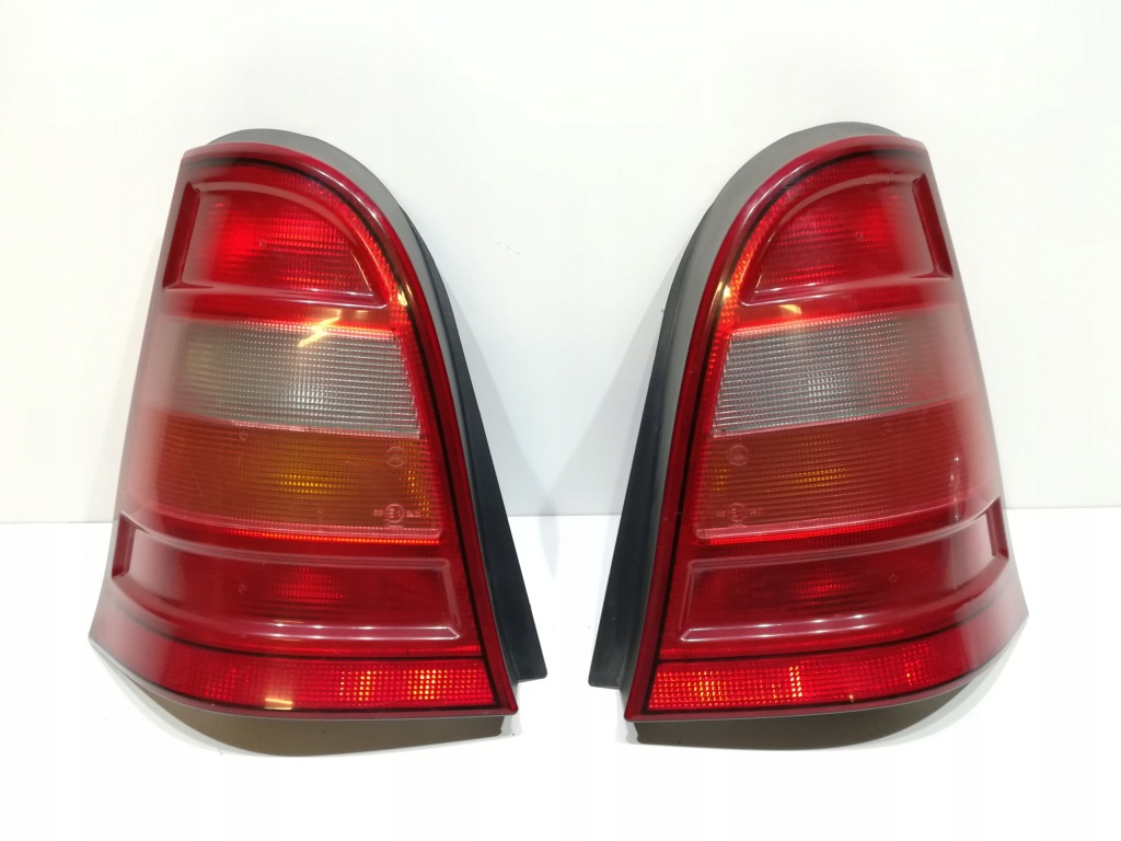 Купить Лампа задний  задняя левая/правая mercedes a-klasa w168