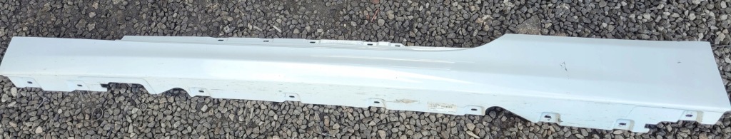 Купити Молдинг накладка поріг ліва bmw f12 f13 300 alpinweiss
