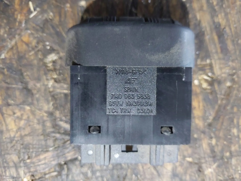 фото №9, Перемикач підігріваємих сидінь ford galaxy i 7m0963563b