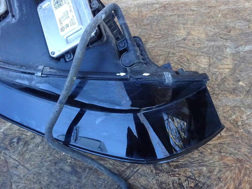 Audi a4 b8 8k рестайлинг  фара левая перед передняя bixenon led комплект  8k0941005d Оригинал