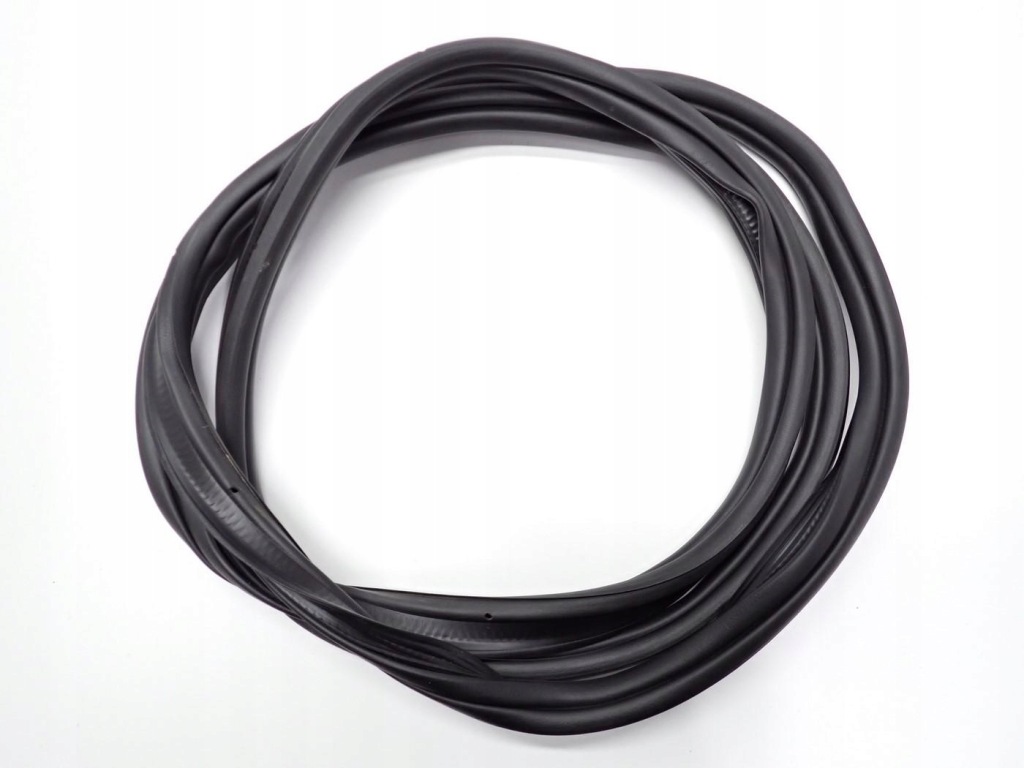 фото №1, Прокладка крышки задняя багажника vw id3 id.3 21r