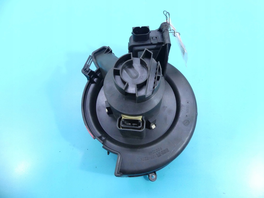 фото №1, Воздуходувка обдув вентилятор opel zafira a 90437893