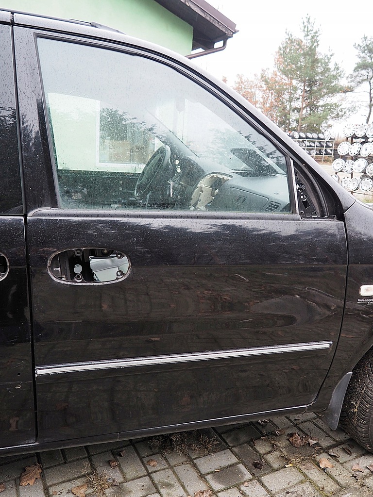 фото №1, Kia carnival 2001-06 стекло дверь правый правая перед