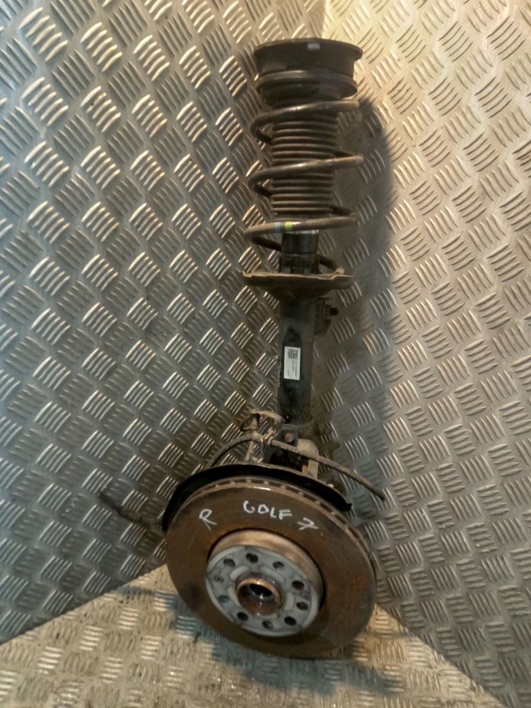 фото №1, Vw golf vii поворотний кулак macpherson правий 1.5 tsi