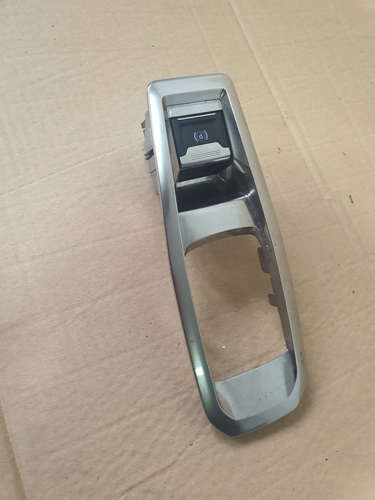 фото №1, Кнопка тормоза ручного 3008 5008 ii c5