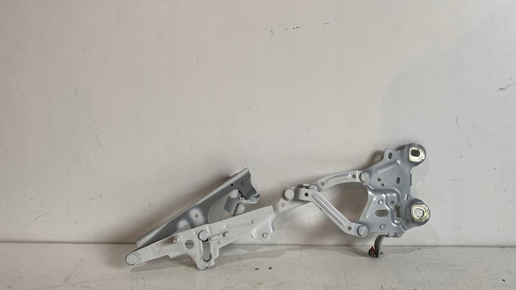 фото №1, Левый петля капот bmw x1 x2 f48 f39 732944113 pak12/up715jr