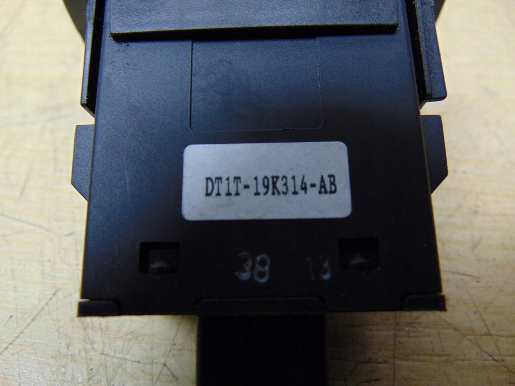 фото №6, Вимикач підігрів сидіння ford connect mk2