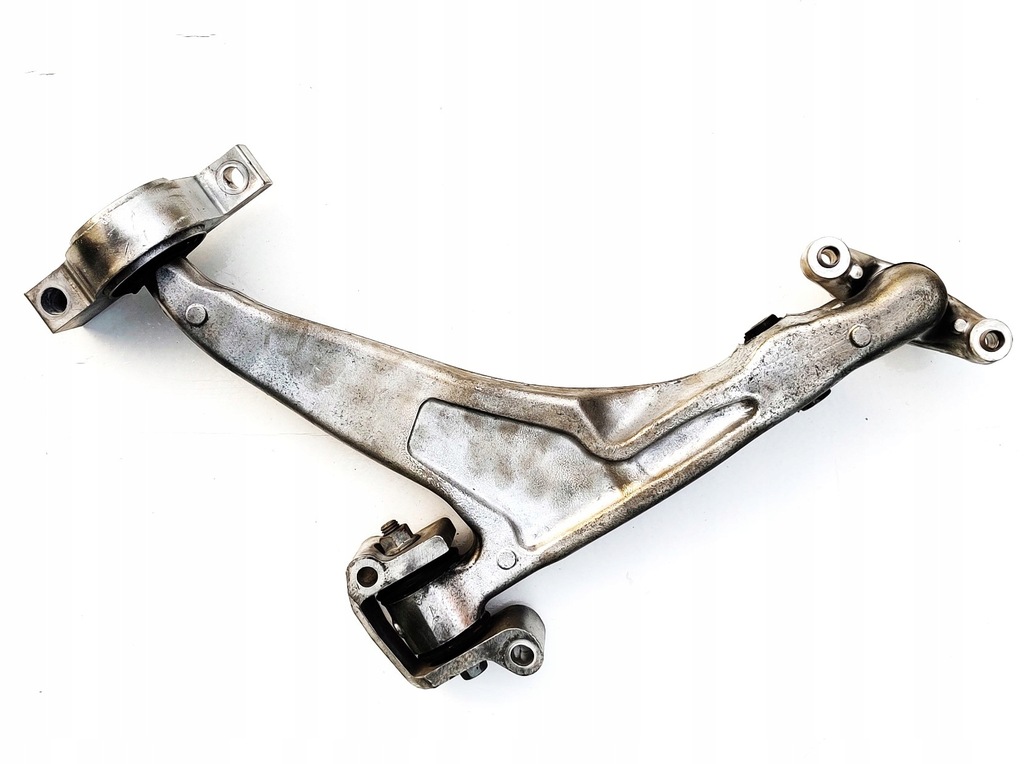 фото №16, Volvo v60 cross country # 32246810 , 32246811 рычаги перед