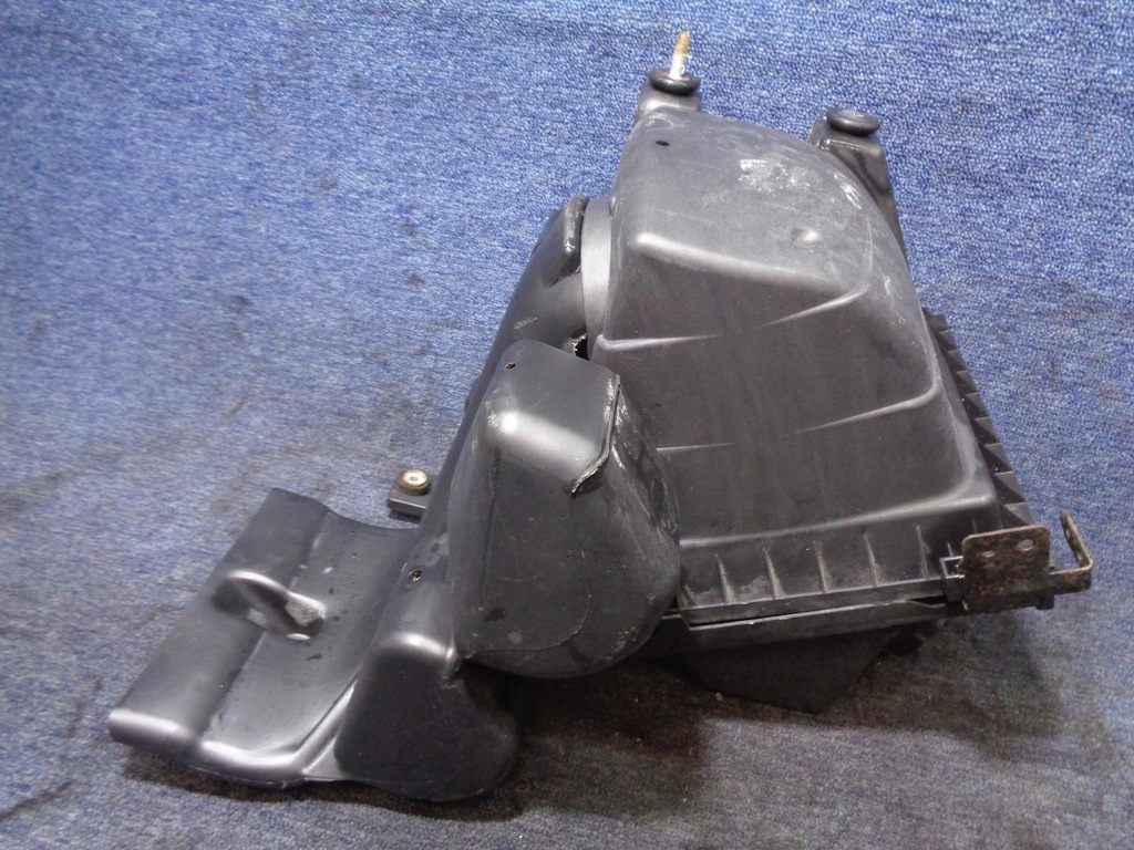 фото №8, Корпус фільтра повітря 04891897ac dodge journey 2.0 16v crd 2008-