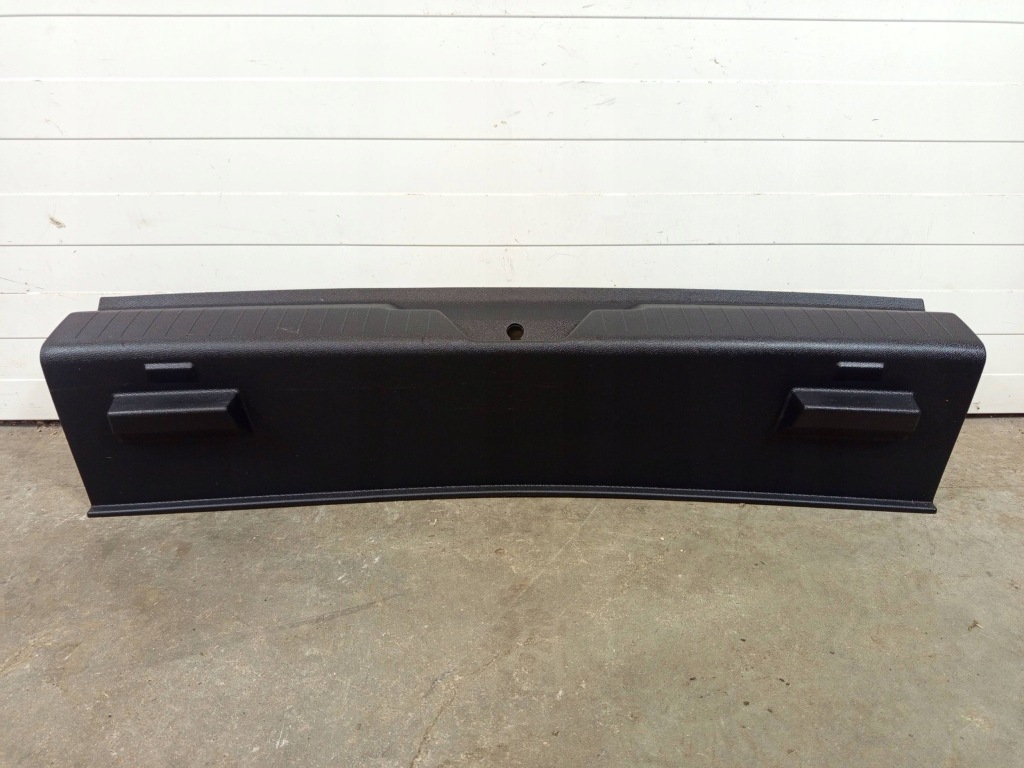 Купити Opel astra l 2023 накладка поперечина багажника