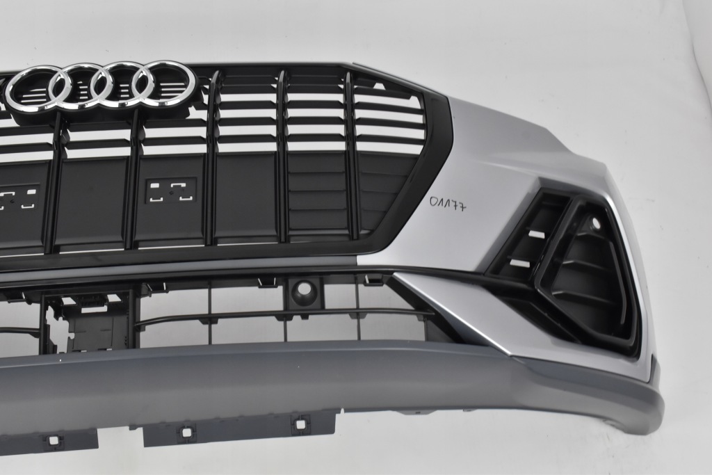Audi q3 2018- 83a 83f s-line бампер передній Зі Шроту