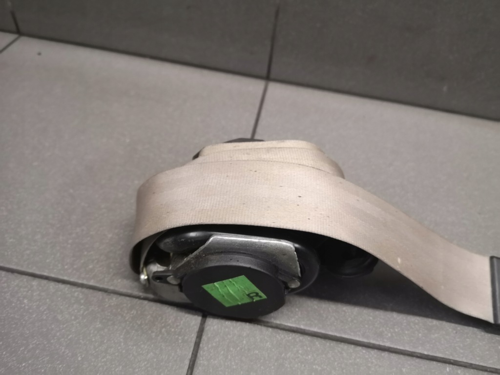 фото №3, Pas безпеки правий перед a8 d2 4d0857706q